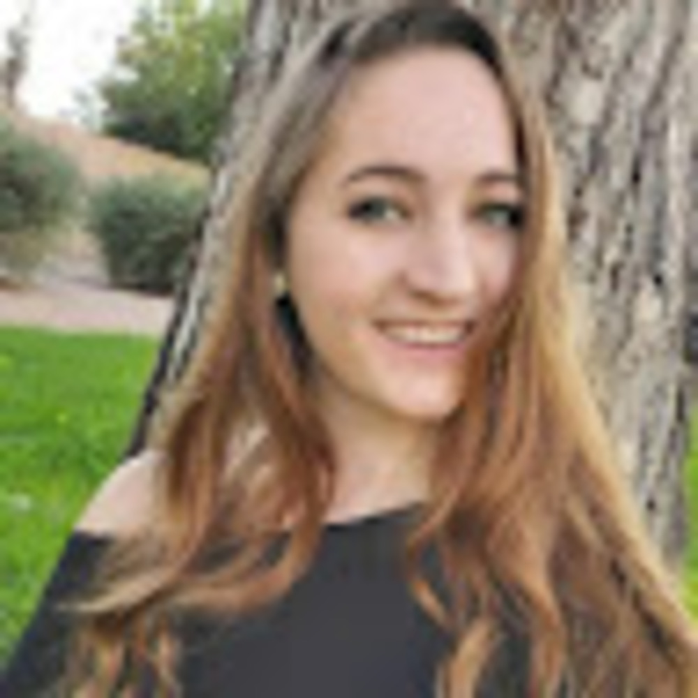 Meet your Posher, Crystal